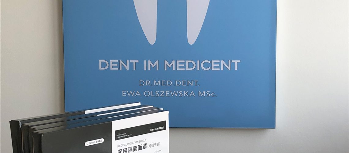 weitere Schutzausrüstung für unsere Praxis Dr. Ewa Olszewska Zahnarzt Zahnarztpraxis Salzburg Medicent